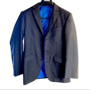 Billy London suit 36R great condition and great price.